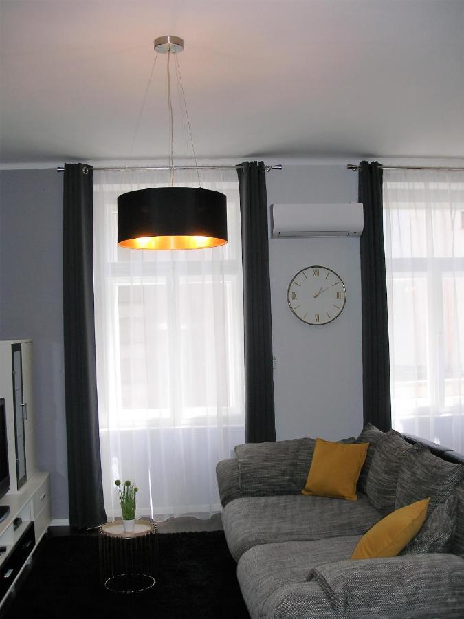 Апартаменти Apartman Neverin Рієка Екстер'єр фото